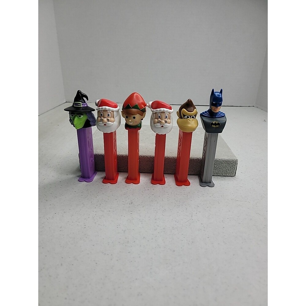 Lot of 6 Pez-Assorted Pez Dispensers Santa,Batman, Donkey Kong, Elf and Witch